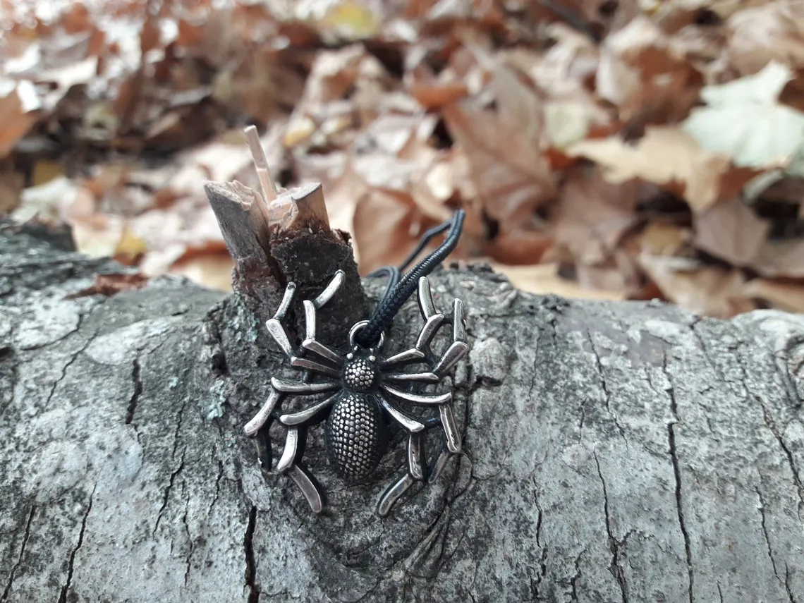 17384 tarantula spider necklace 4